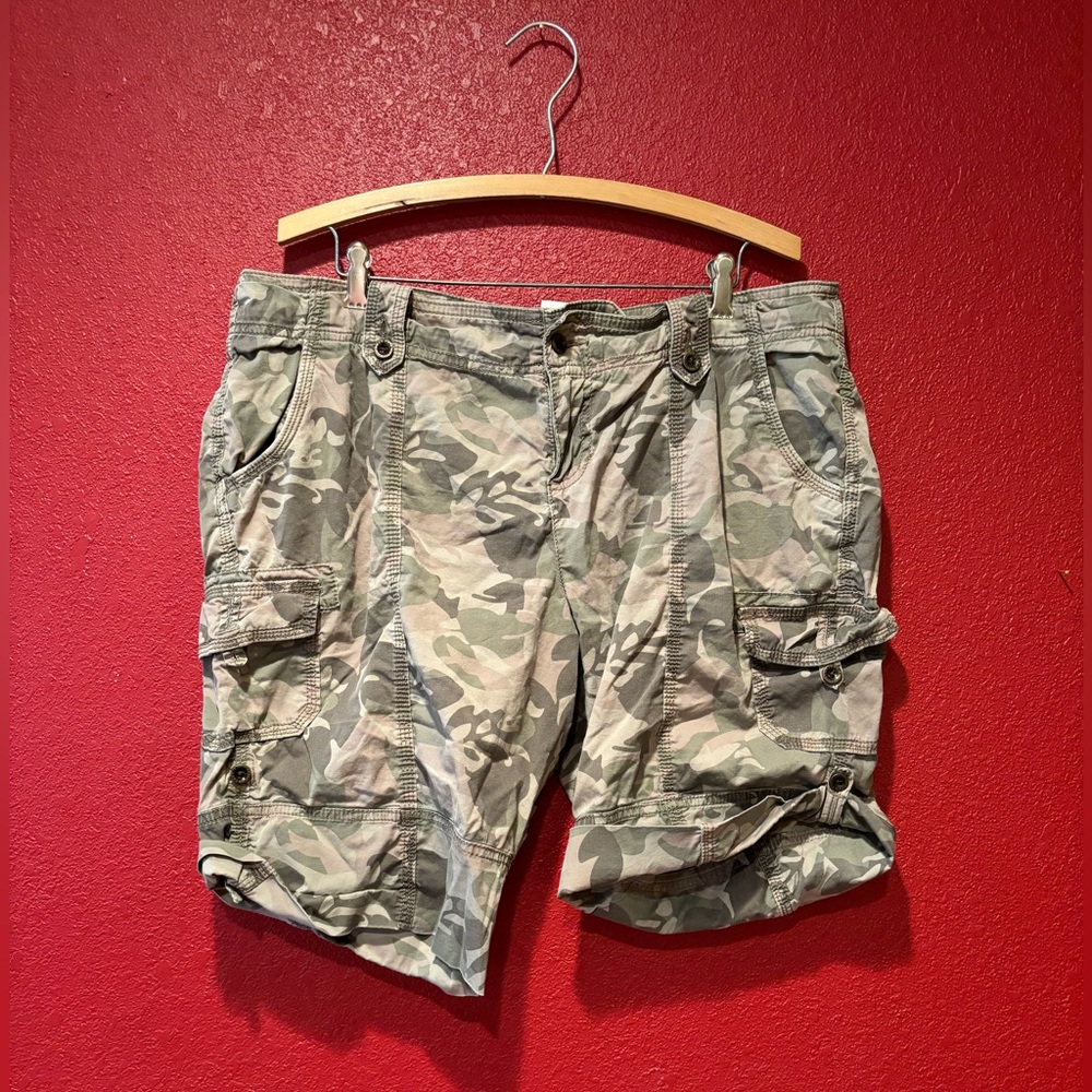 Sonoma Women’s Camo Shorts, Cargo, Button-up Bottoms